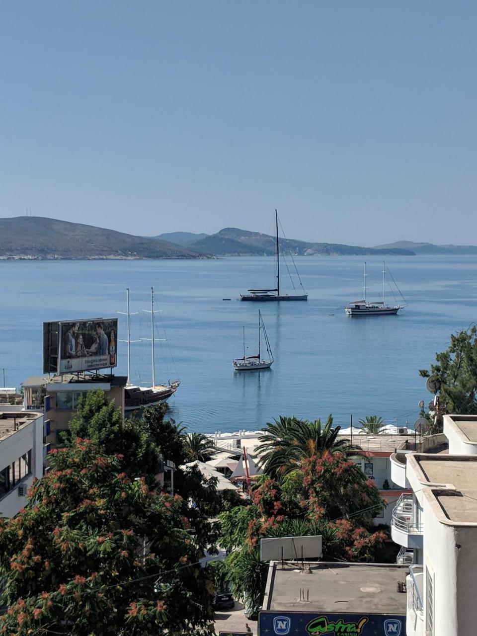 Seafront Apartment Saranda Dış mekan fotoğraf