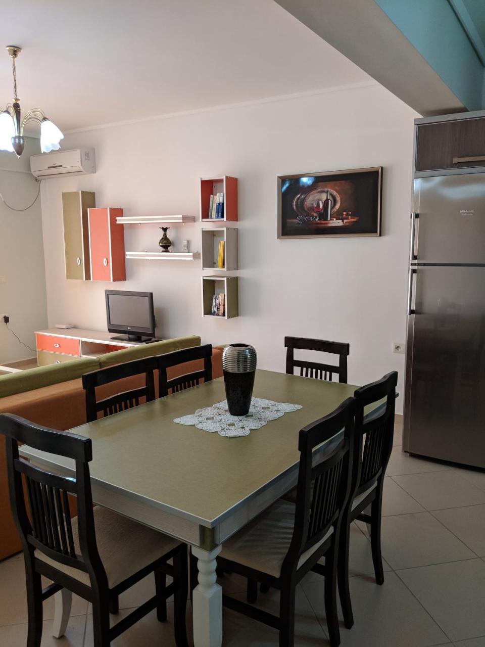 Seafront Apartment Saranda Dış mekan fotoğraf